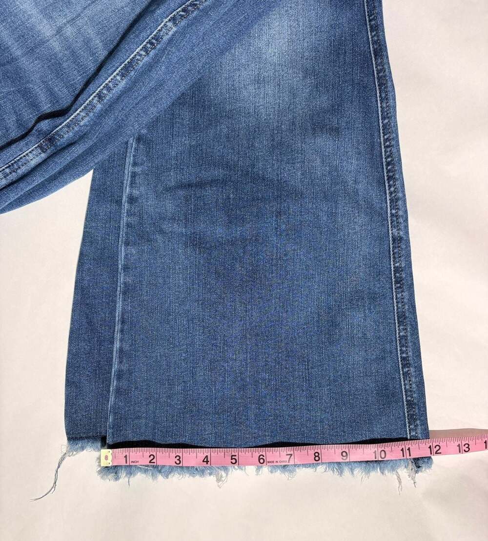 Judy Blue women’s Mid-Rise Raw Hem Flare Leg Denim Jeans Size 16W - Picture 11 of 11
